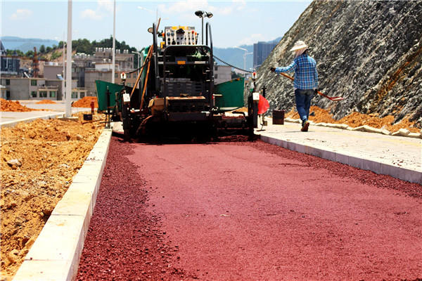 瀝青工程 、道路施工