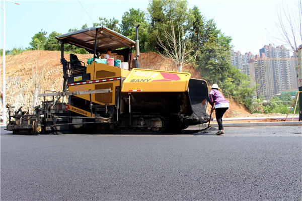 瀝青工程 、道路施工